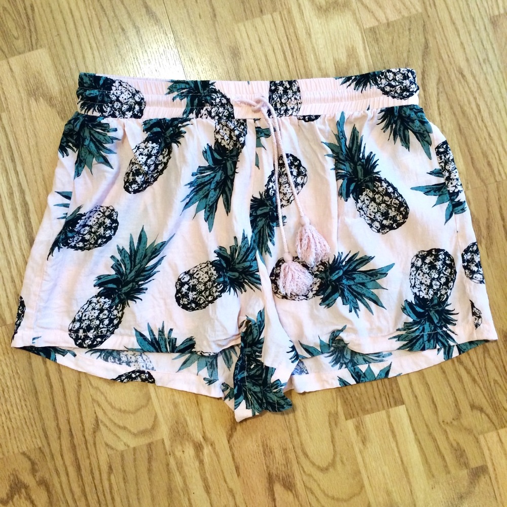 BB Dakota Pink Pineapple Shorts - Picture 2 of 7